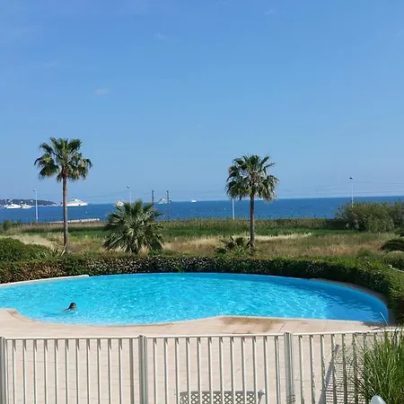 Апартаменты Le Lagon Bleu